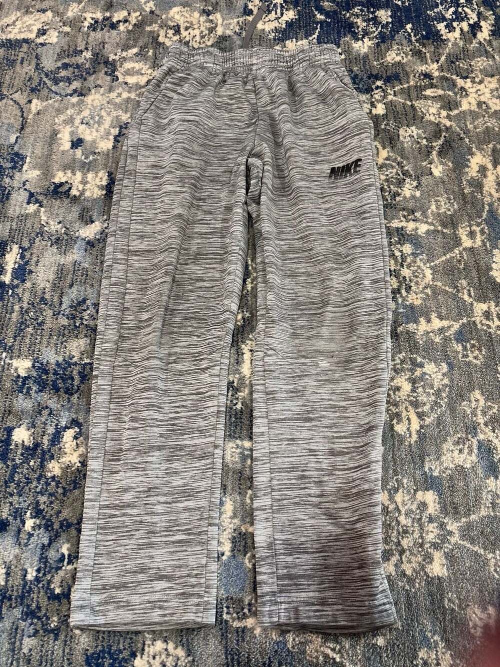 Nike Dri-FIT Sweatpants youth Size XL Gray Fleece